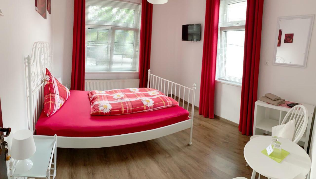Pension Adria Iéna Extérieur photo